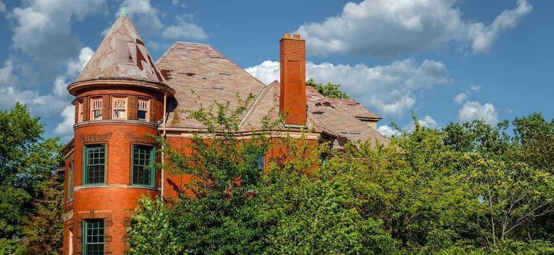Old Brick Home In An Opportunity Zone